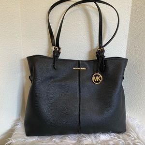 Last one✨Michael Kors Lenox shoulder tote bag